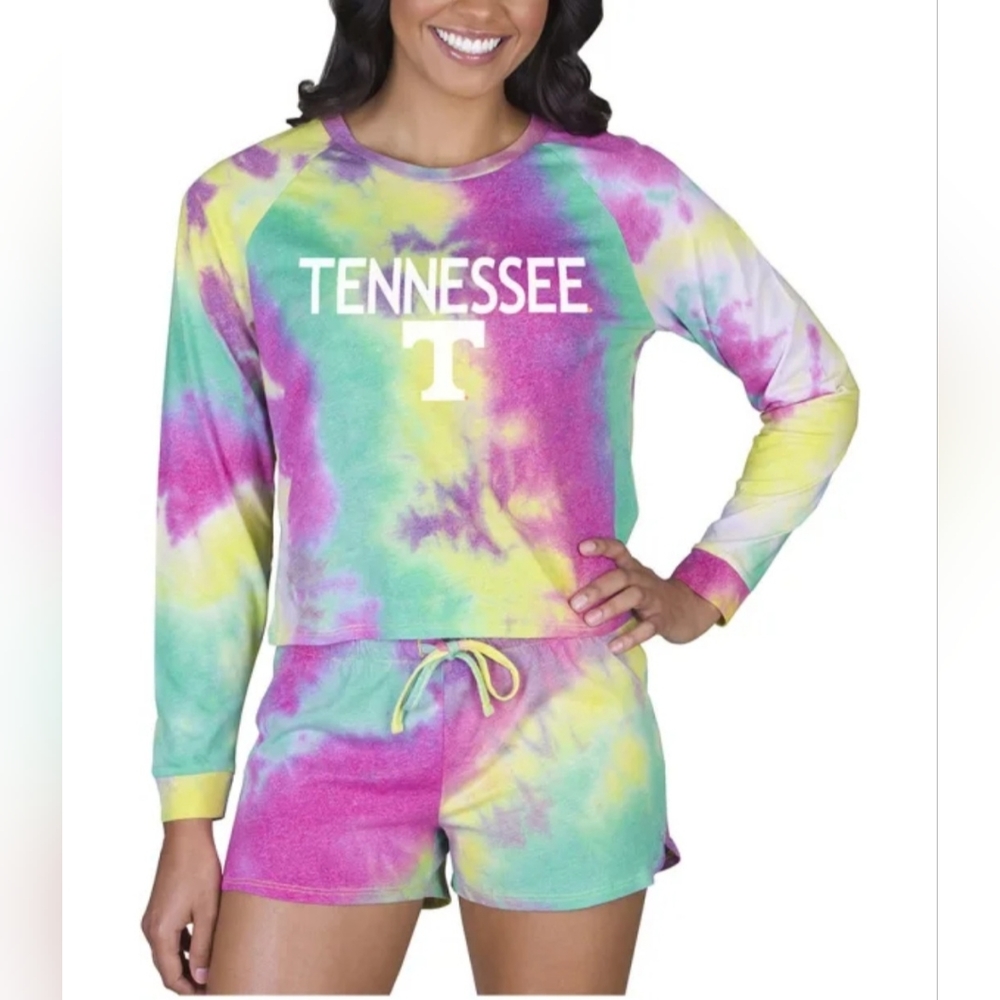Tennessee volunteers Tie-die velodrome long sleeve t-shirt and short set.